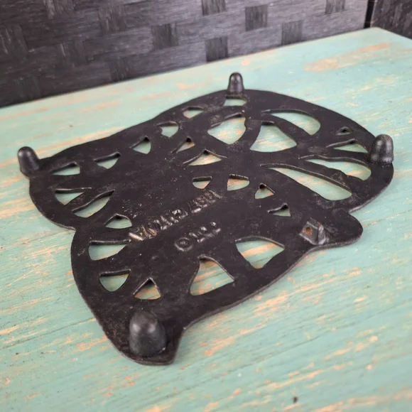 Vintage Cat Hot Pad Trivet Copper Kitchen Decor Pot Holder - Picture 8 of 16